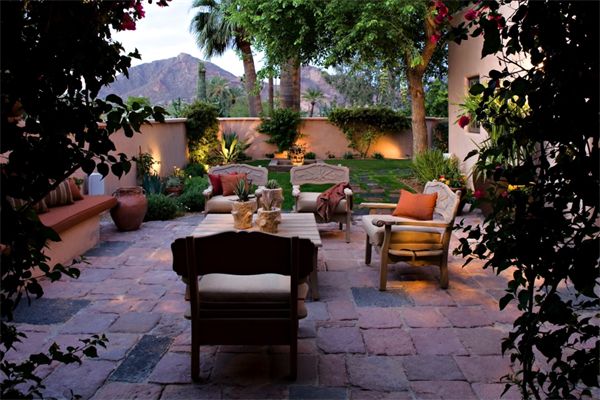 Vintage Arizona Garden